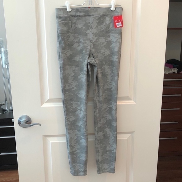 SPANX Jean-ish Ankle Leggings Stone Wash Camo - Picture 8 of 16